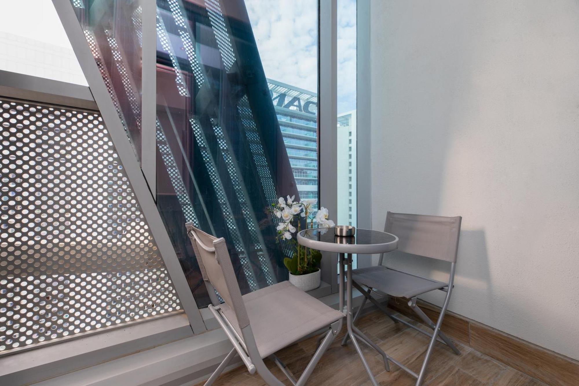 Globalstay J One Tower Apartments At Pearl Of Uae 迪拜 外观 照片