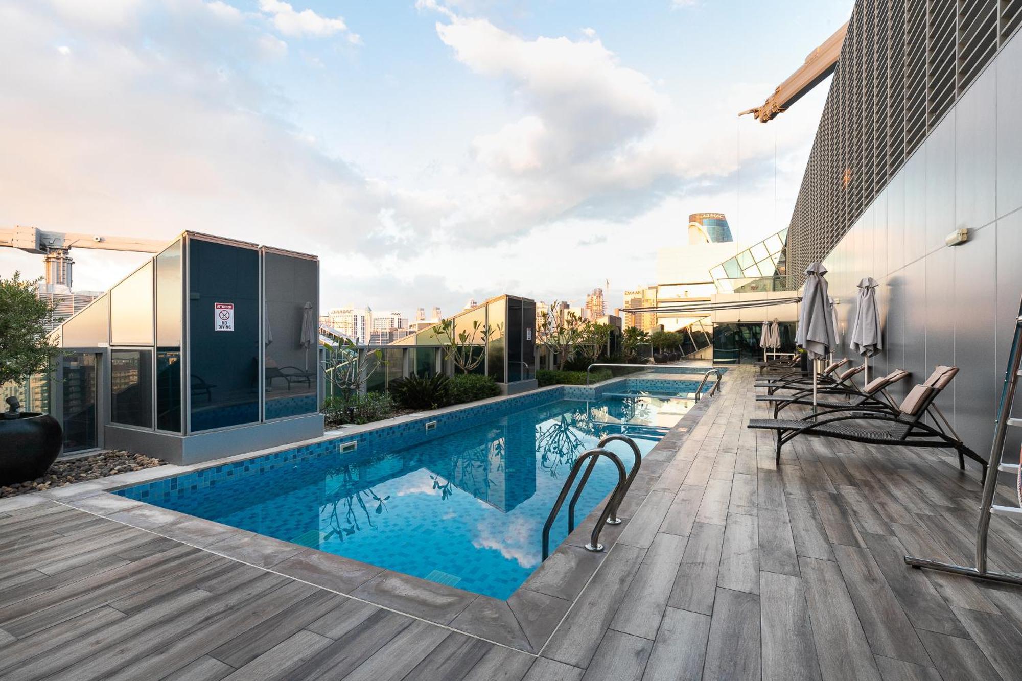 Globalstay J One Tower Apartments At Pearl Of Uae 迪拜 外观 照片